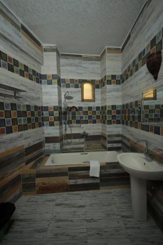 Un baño de Nubiano Cataract