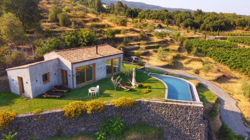 Πισίνα στο ή κοντά στο Monaci delle Terre Nere