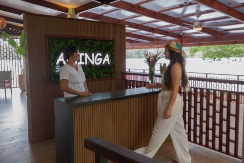 Clientes alojados en Evergreen Lodge
