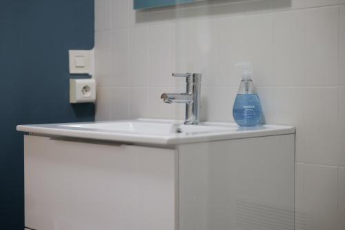 Grand studio idéalement situe quartier Arago - 2 à 4 personnes