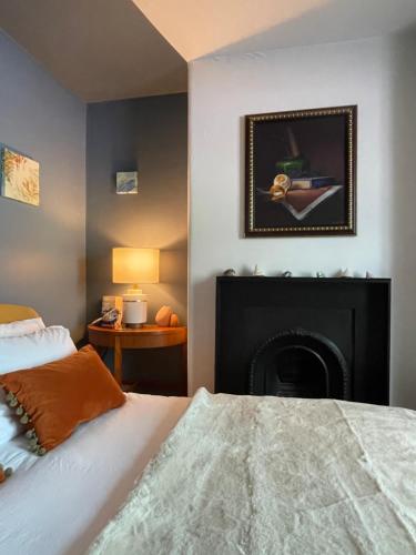 Stylish 2-bedroom Townhouse next to Brighton Station photo 12
