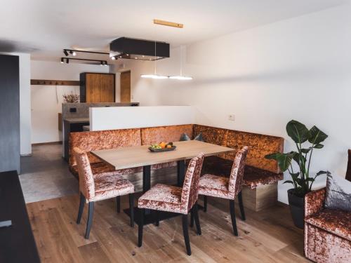 Kuchyň nebo kuchyňský kout v ubytování Paradeis Apartments