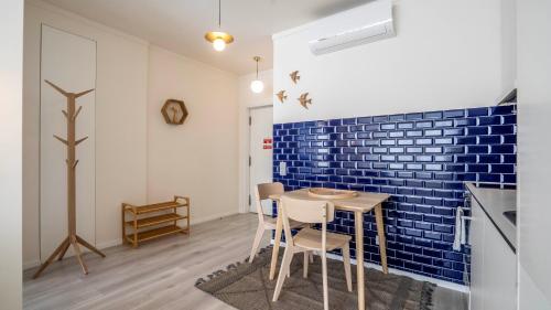 TrindadeFlat w AC by LovelyStay