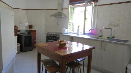 Η κουζίνα ή μικρή κουζίνα στο Casa da Calçada - Piso 2