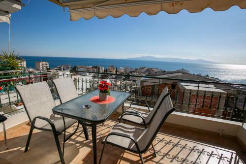 Kathys Sea View Apartment