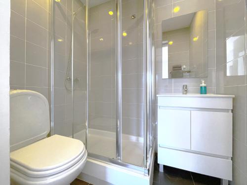 SWEET CHILI - Studio with balcony near Metro & Airport