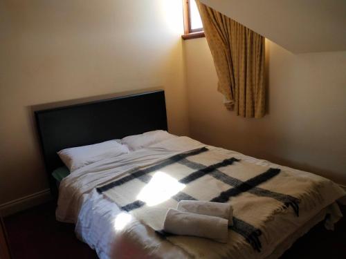 Postel nebo postele na pokoji v ubytování quiet and peaceful rooms in Perth City with free parking