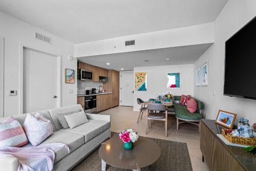 37th Floor - 1bdrm Unt amazing View at Downtown Miami photo 13