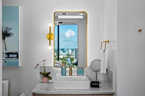 37th Floor - 1bdrm Unt amazing View at Downtown Miami photo 41