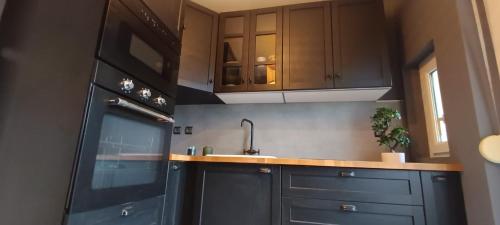 Cucina o angolo cottura di La Suite Mìmì 光 Duplex - 2chambres2Sallesd'eau - Second Lodge Rennes