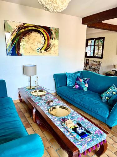 Χώρος καθιστικού στο Entre Nice et Monaco grande Villa avec piscine privée 12 personnes
