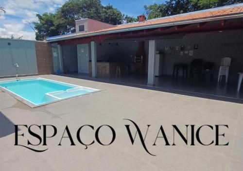 Πισίνα στο ή κοντά στο Espaço Wanice - Casa Completa e Área de Lazer