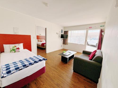 Katil atau katil-katil dalam bilik di 136 St George Motel