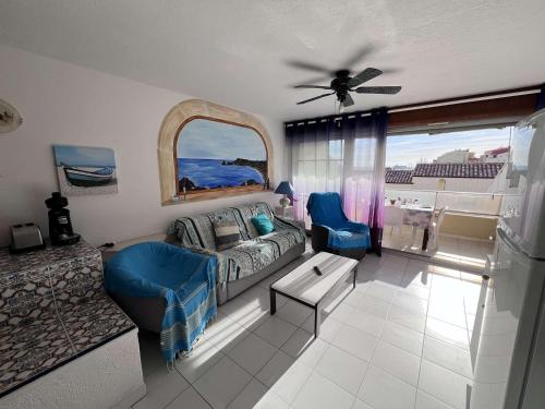 Appartement T2 avec Terrasse et Parking, à 50m de la Plage - FR-1-702-70