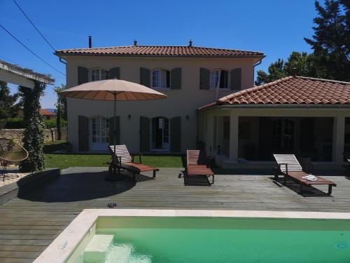 Πισίνα στο ή κοντά στο Villa provençale