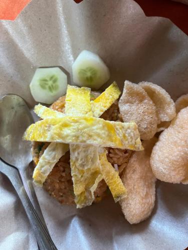 Jídlo v kempu nebo okolí