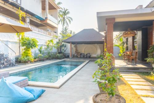 Бассейн в Dani Private Villa - 2BR Private Pool Villa in Tejakula North Bali или поблизости