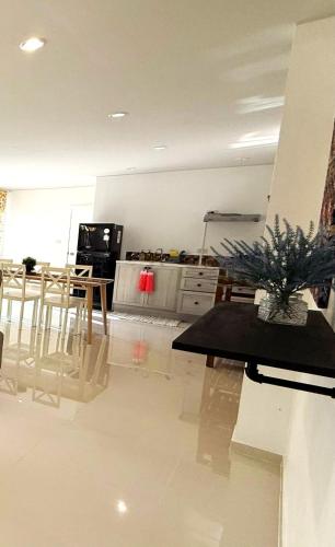 Kuchyň nebo kuchyňský kout v ubytování BEACH Apartment