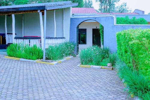 Κήπος έξω από το Quality Inn Motel Nyanza