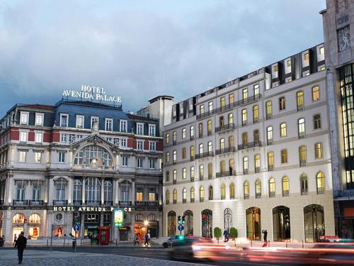 Ave Liberdade Restauradores Deluxe Suite