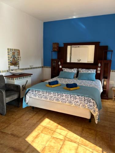 Postel nebo postele na pokoji v ubytování Charming house in the historic old town