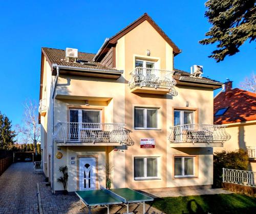 Moon Light - Heviz superior Apartments