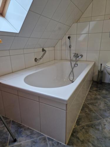 Bilik mandi di Holzwurm