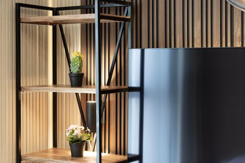Φωτογραφία από το άλμπουμ του 1BR The Wanderer Private Home in Sharjah σε Sharjah Intl