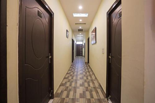 Gambar di galeri bagi Hotel O Raj Palace di Meerut