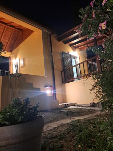 Bangunan di mana terletaknya rumah percutian