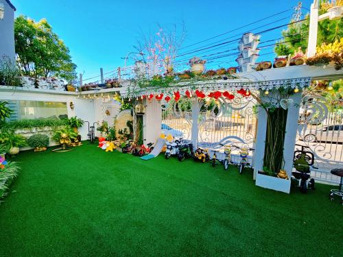 Zahrada ubytování Biệt Thự cao cấp Lâu Đài Nhỏ Đà Lạt - Little Castle Da Lat Villa