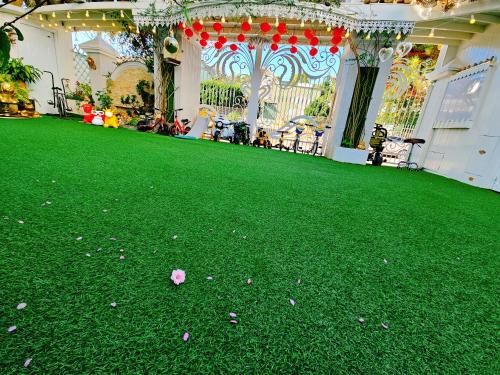 Zahrada ubytování Biệt Thự cao cấp Lâu Đài Nhỏ Đà Lạt - Little Castle Da Lat Villa