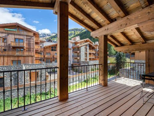 Duplex calme avec parking et WiFi à Val d'Isère