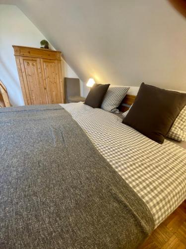 Postel nebo postele na pokoji v ubytování Hinners-Hoff Apartments