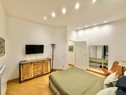 Luxury Apartment Spanish Steps