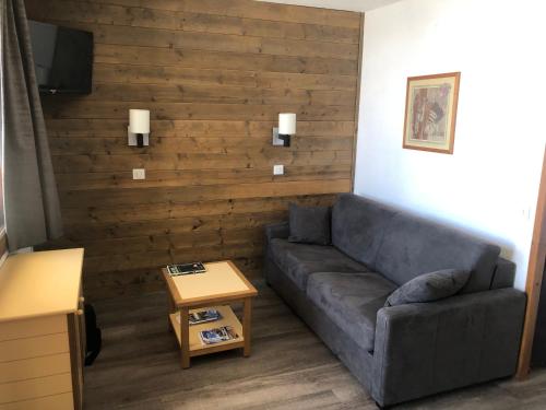 Photo de la galerie de l'établissement Studio 28m2 vue pistes plein sud du dimanche au dimanche, à La Plagne