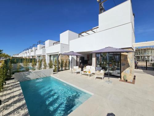 Villa Piscina Privada Santa Rosalia lake & Resort Lavanda