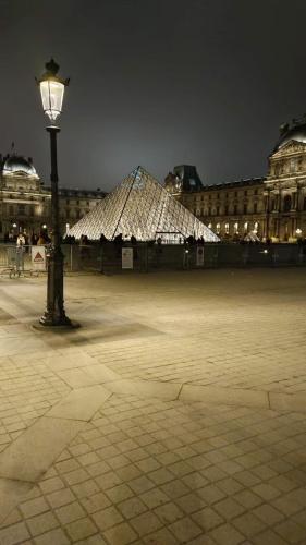cosy appartement next to Louvre