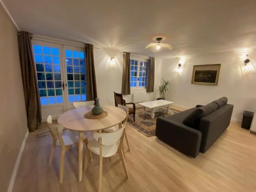 Appartement dans maison proche mer