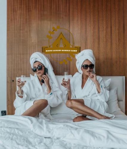 Clients de RUM MARS BUBBLE lUXURY CAMP