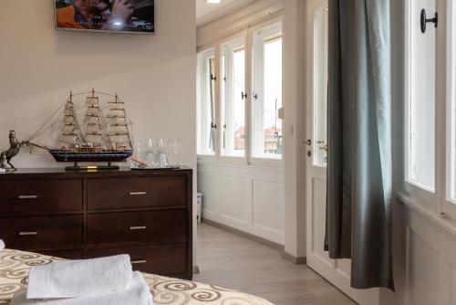 Queen Teuta Luxury Rooms Split
