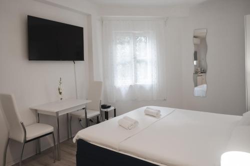 Apartment Marinis
