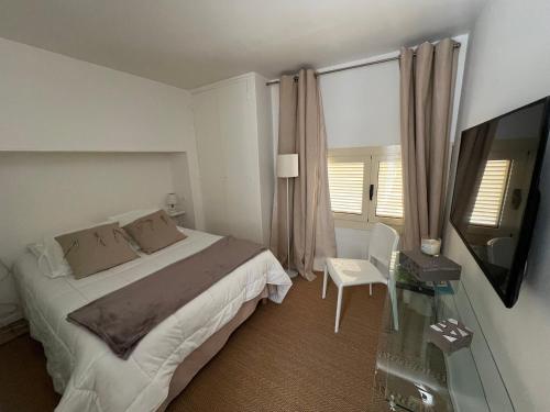 Appartement T4 Duplex Centre Arcachon, Terrasse Sud, Proche Plage et Commerces, Parking Inclus