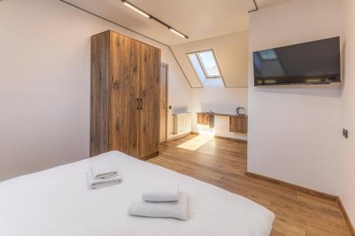 Μια τηλεόραση ή/και κέντρο ψυχαγωγίας στο Hotel Pid Strihoju