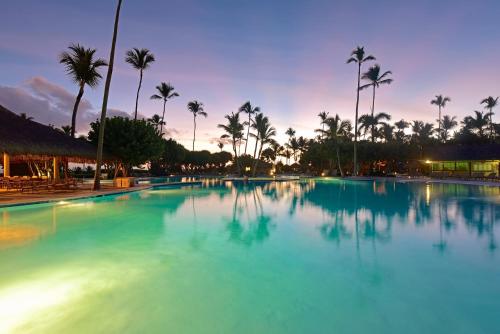 Piscina en o cerca de Iberostar Selection Bavaro Suites - All Inclusive