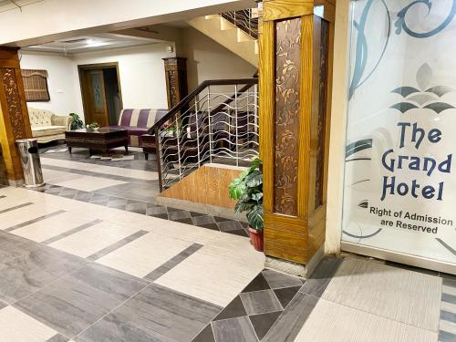 Fotografie z fotogalerie ubytování The Grand Hotel Multan v destinaci Multan
