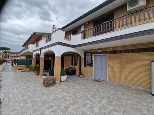Greta family house