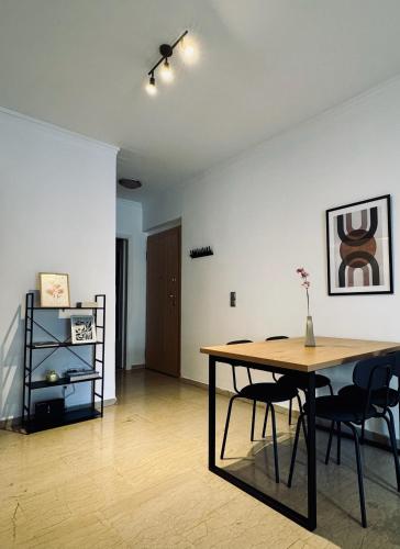 To Kyma Apartment Athens South
