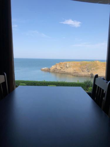 Afbeelding uit fotogalerij van Afrodita Apartments 2 in Sinemorets