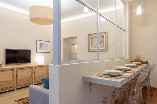 Sant'Ambrogio Elegant Apartment